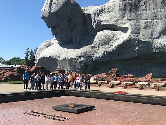 Зачем российским детям загранпаспорт для поездки в Беларусь? Зачем российским детям загранпаспорт для поездки в Беларусь?